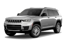 2023 Jeep Grand Cherokee Laredo -
                Smithtown, NY