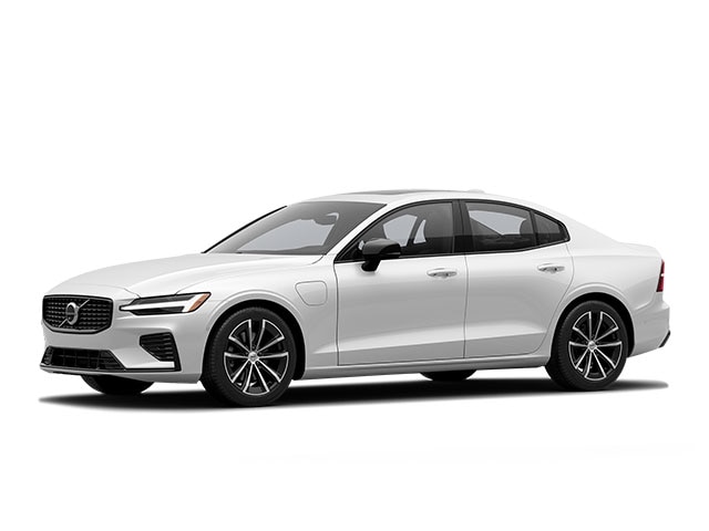 2023 Volvo S60 Plus's photo