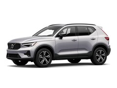2024 Volvo XC40 Core Bright Theme