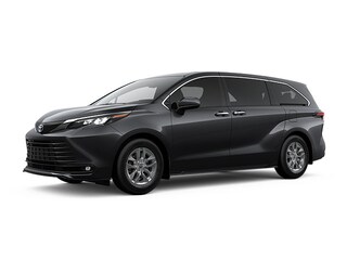 2025 Toyota Sienna XLE Van Passenger Van