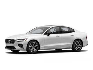 2025 Volvo S60 B5 Plus Sedan