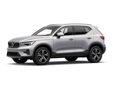 2025 Volvo XC40 B5 Core Bright Theme SUV