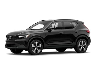 2025 Volvo XC40 Plus Dark Theme SUV