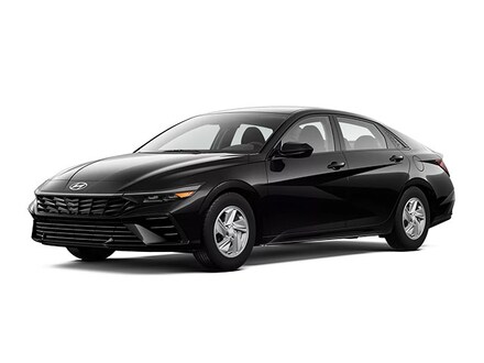 2026 Hyundai Elantra SE Sedan