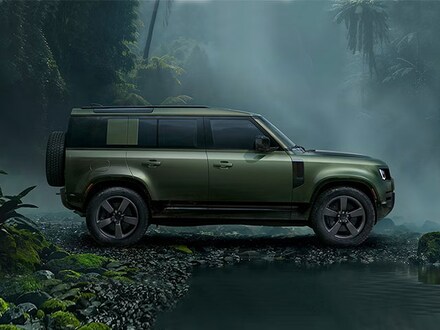 2026 Land Rover Defender 110 Trophy Edition - Sandglow Defender 110 Trophy Edition - Sandglow SUV