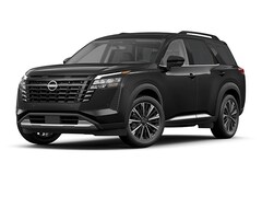 2026 Nissan Pathfinder Platinum SUV