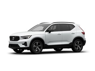 2026 Volvo XC40 B4 Core FWD SUV