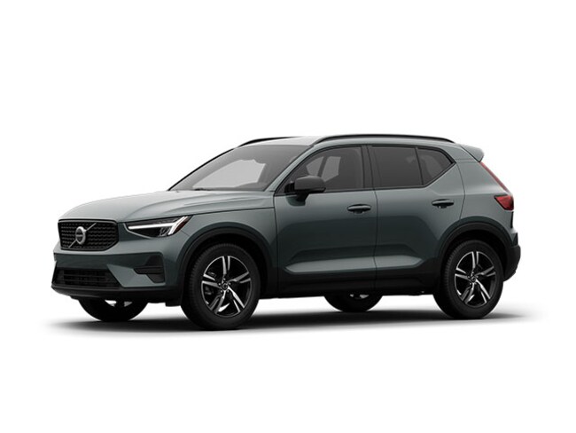 2026 Volvo XC40 B4 Core SUV