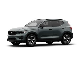 2026 Volvo XC40 B5 Plus AWD SUV