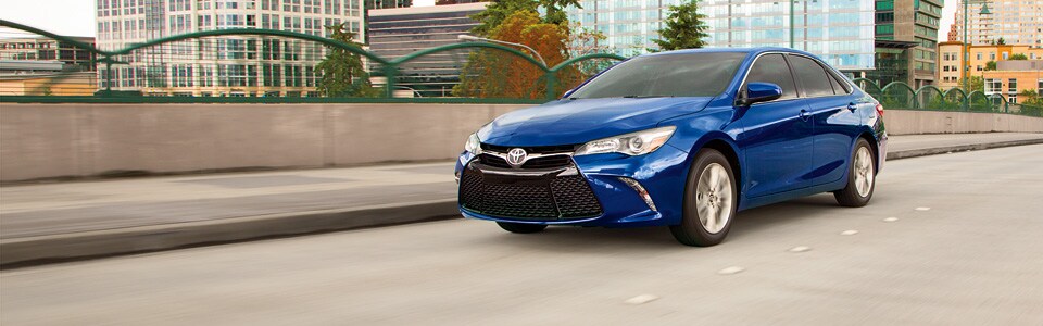 2015 Camry Sedan_09