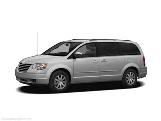 used 2008 Chrysler Town & Country car